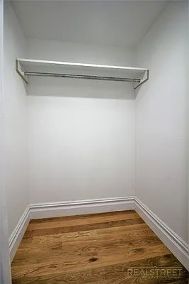 Rented by Real Street Inc | media 23