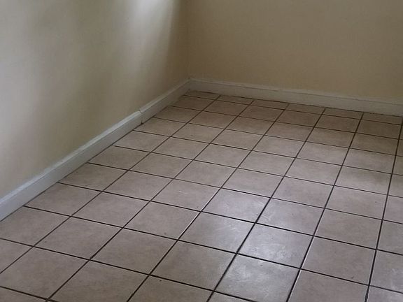 20048372-95a0-4634-b538-23e06b7efe73