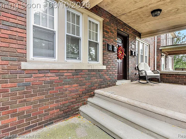 858 Nottingham Rd — Photo 3