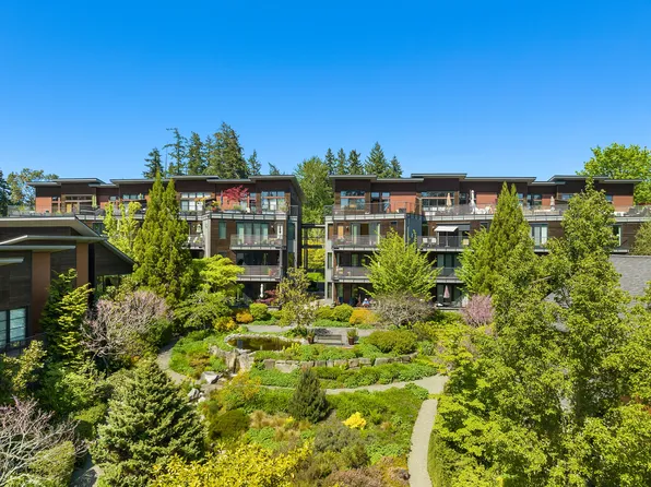 610 Vineyard Ln, Bainbridge Island, WA 98110