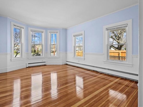 292 Pleasant St UNIT 1