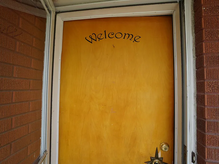 4402 Jefferson Ave — Photo 5