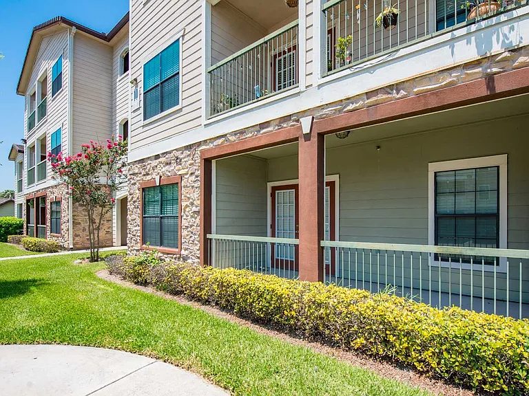 Plantation Apartments — Photo 66