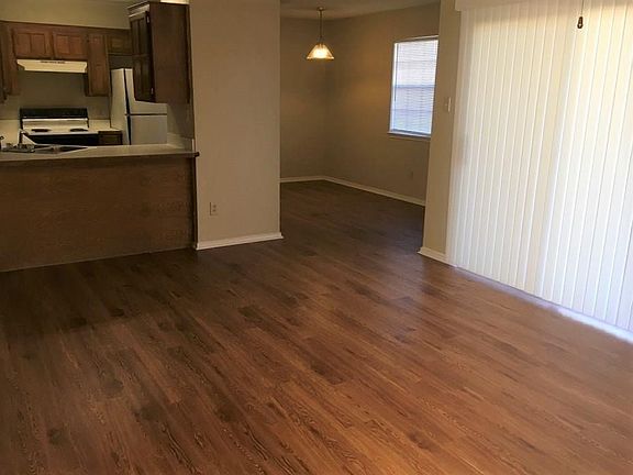 5th image of 125 NE Johnson Ave APT 12
