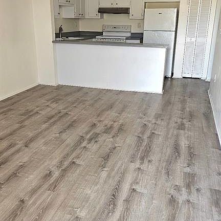 3rd image of 21150 Gertrude Ave #2