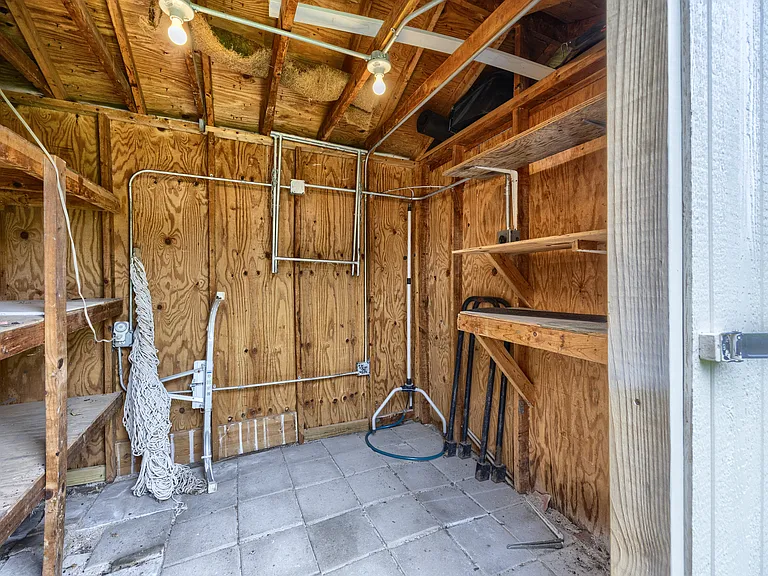1404 Seminole Dr — Photo 34