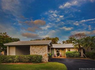 8525 SW 80th Pl, Miami, FL 33143