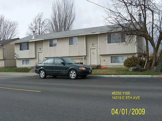 14321 E 8th Ave — Photo 2