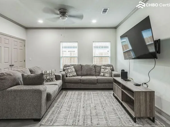 2923 Pecos St, Beaumont, TX 77702