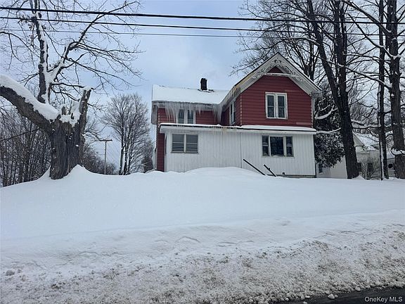 3rd image of 9606 Lincoln