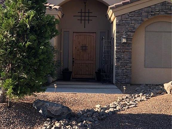 2nd image of 3437 Isador Ave