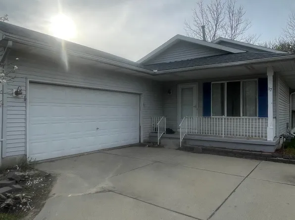 17 Beaudette Ave, Pontiac, MI 48341