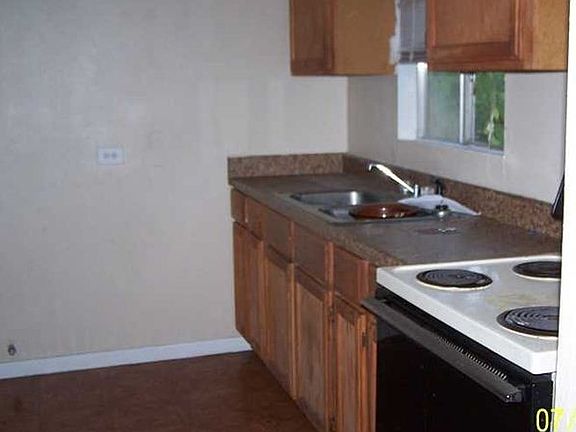 3rd image of 311 Octavia Pl