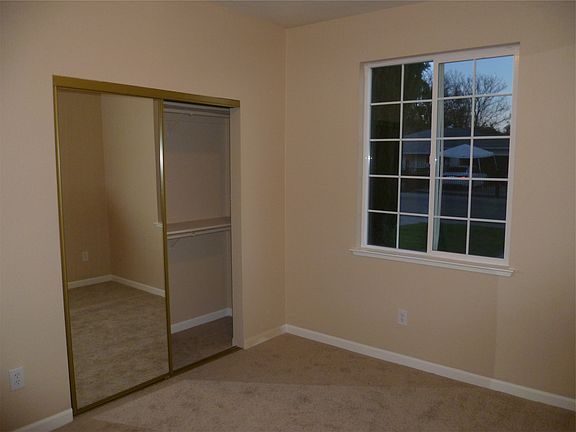 5th image of 505 Bowman Ave
