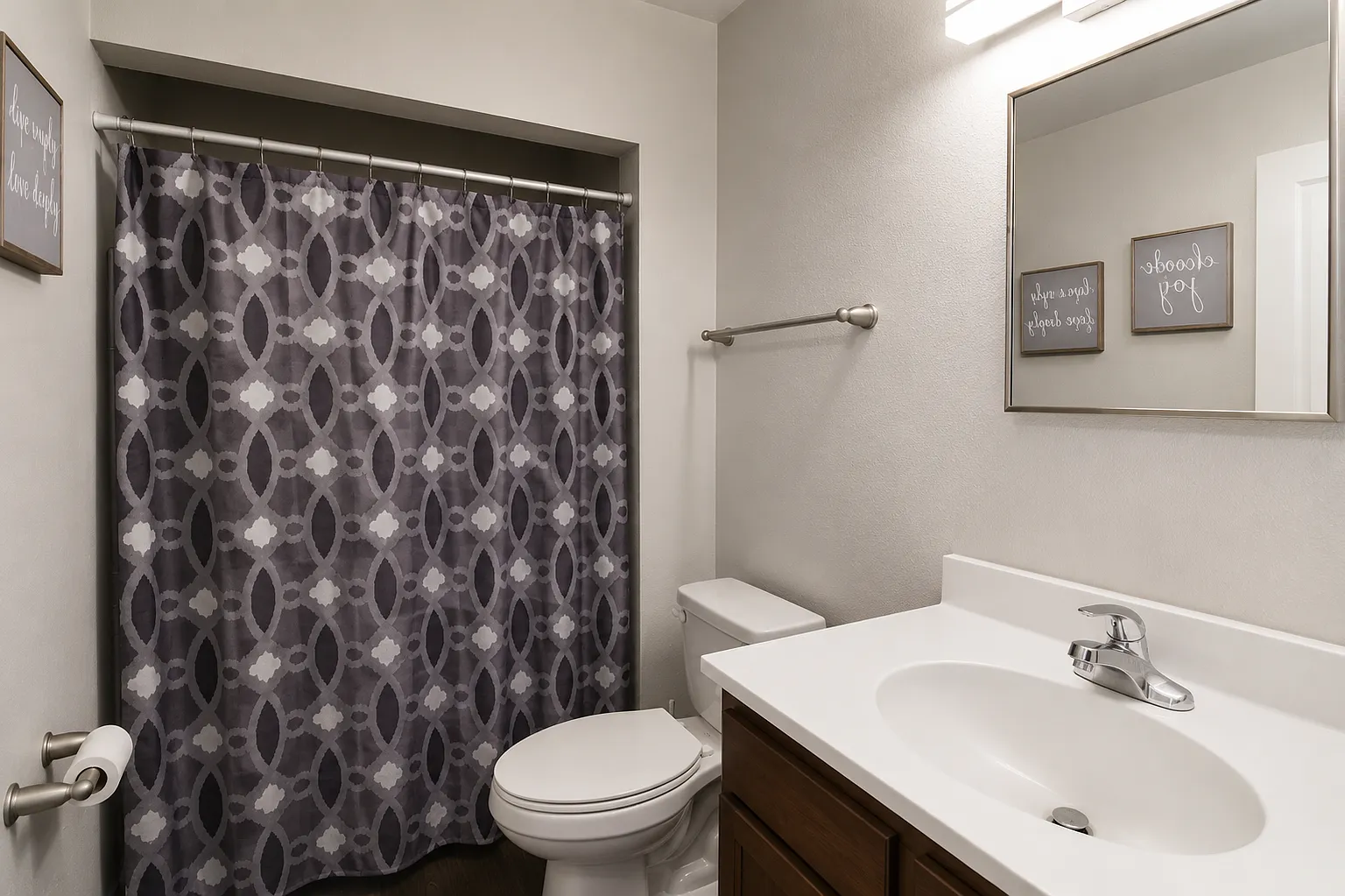 Montview Heights — Photo 4
