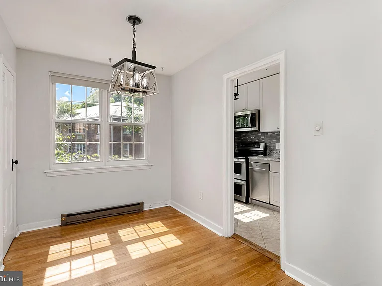 3201 Commonwealth Ave #B — Photo 10