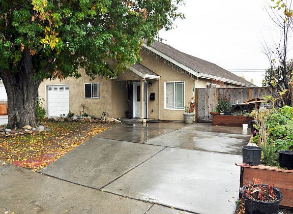 2nd image of 10287 Lochner Dr