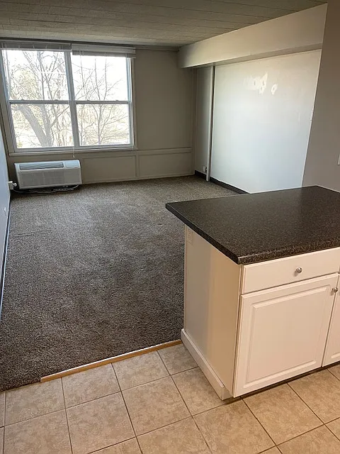 North Hampton Commons — Photo 2