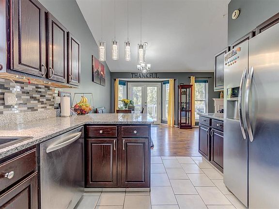 4th image of 12114 Glenpark Dr