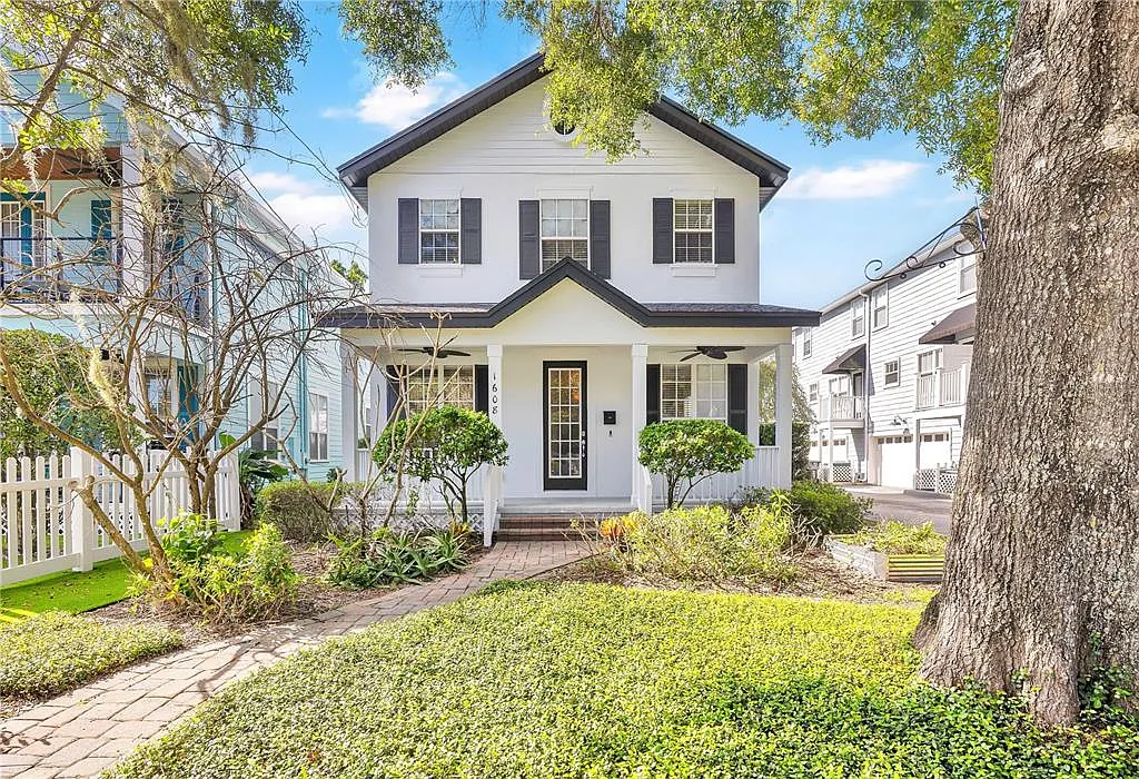 3 bed, 2.5 bath, 1964 sqft, $3,500 — Photo 1