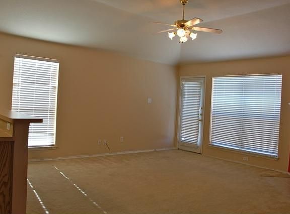 5th image of 105 Goldeneye Ln