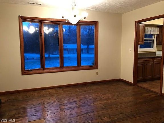 4th image of 12888 Cherry Ln