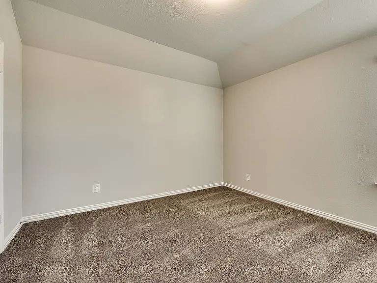 15925 Holly Crk — Photo 26