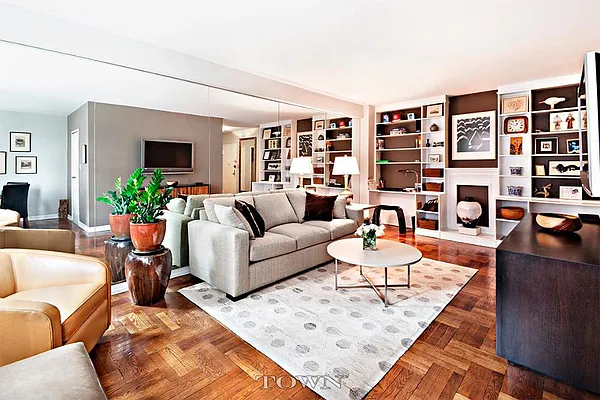 Sold by Town Residential | media 9