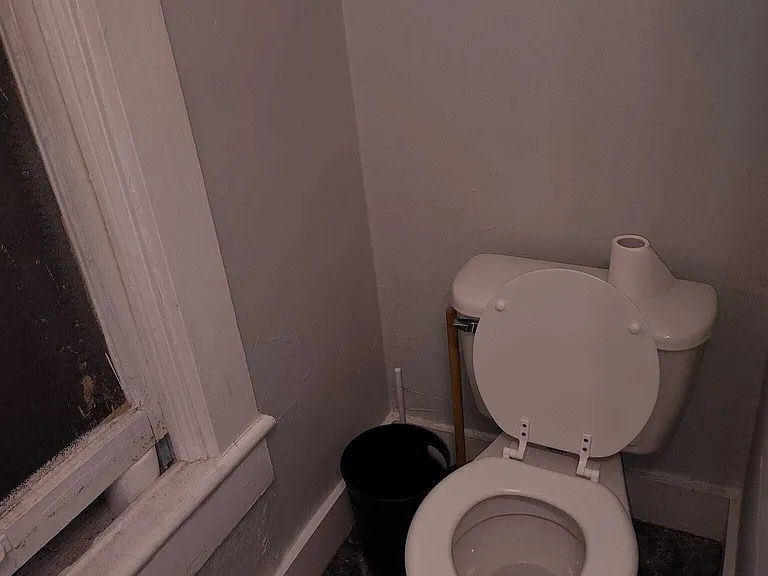 1404 N Harrison St #2 — Photo 6