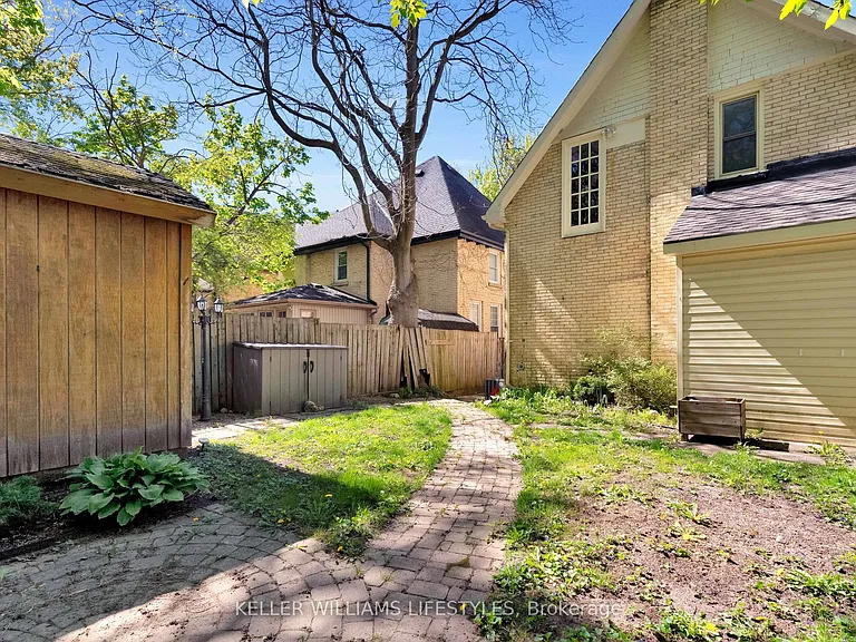 421 Central Ave — Photo 45