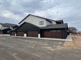 4847 Woodland Park Drive, Eau Claire, WI 54701