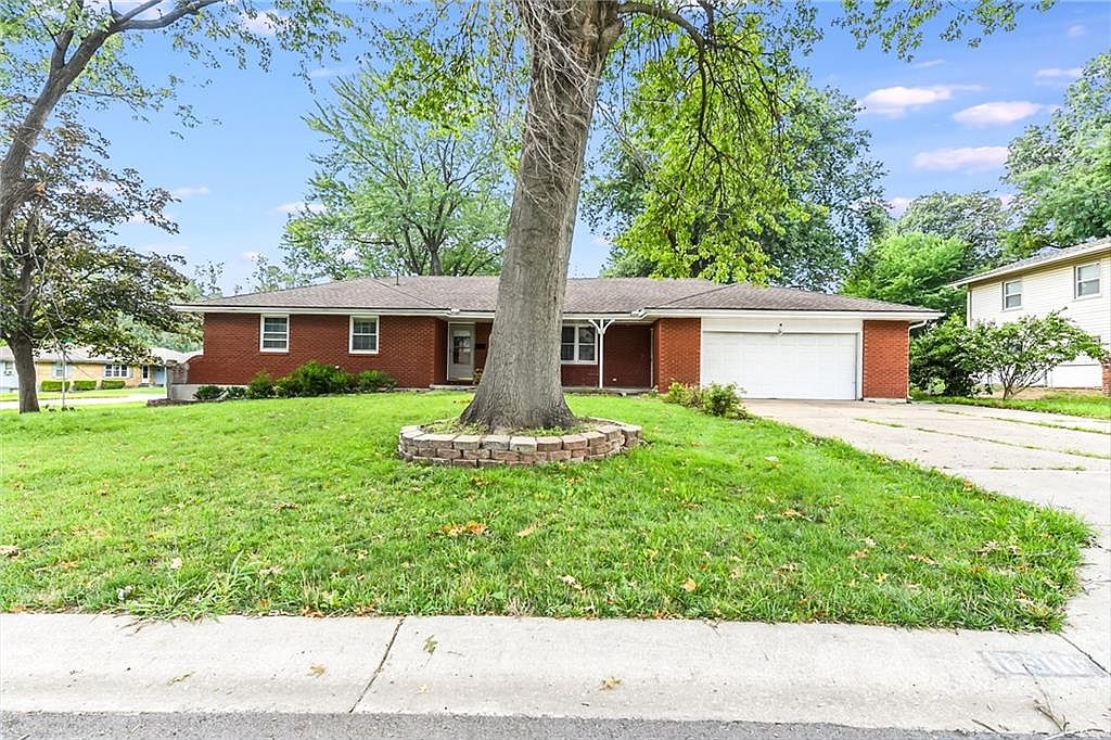 10900 Fuller Ave, Kansas City, MO 64134 MLS 2450528 Zillow