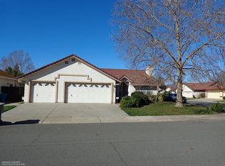 1841 Autumnwood Dr, Yuba City, CA