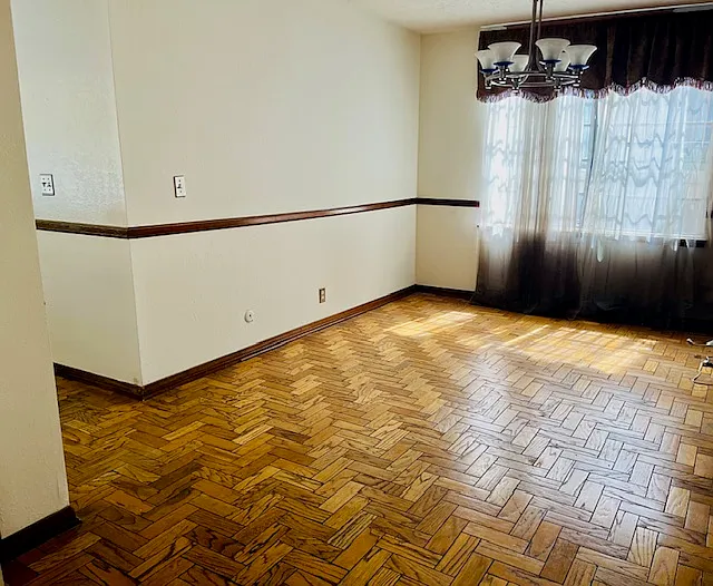 Dining Room (view 2)