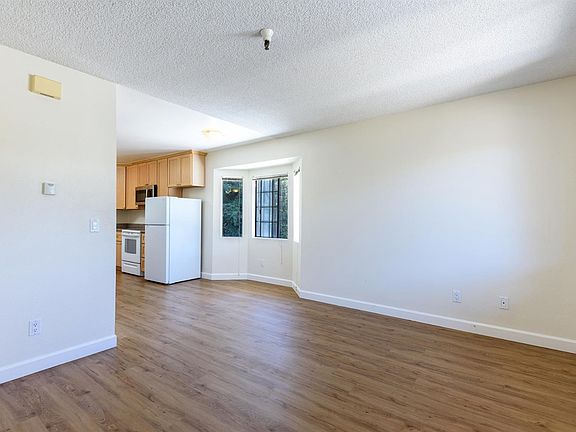4th image of 720 Petaluma Boulevard S #26
