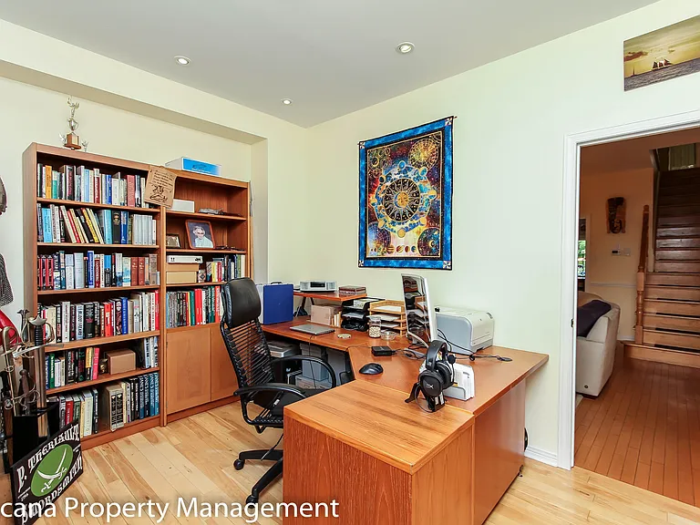 437 Riverdale Ave — Photo 10