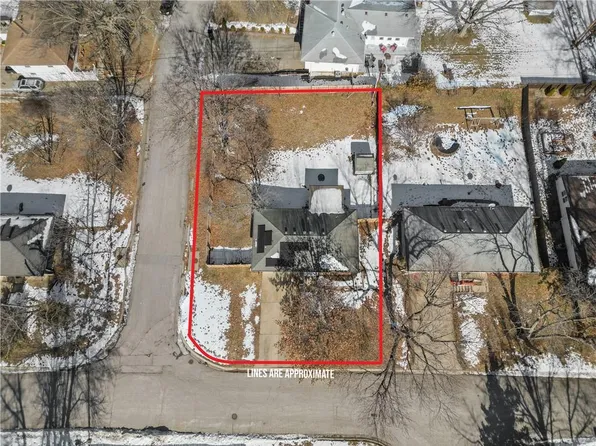 15094 E 38th St S, Independence, MO 64055