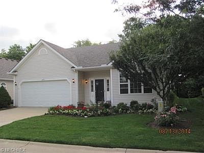 1st image of 1453 Hollow Wood Ln
