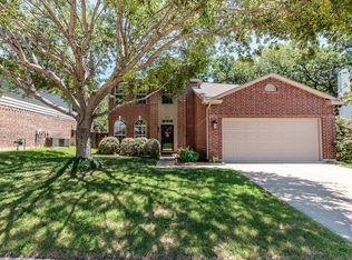 2333 Magnolia Dr, Little Elm, TX 75068
