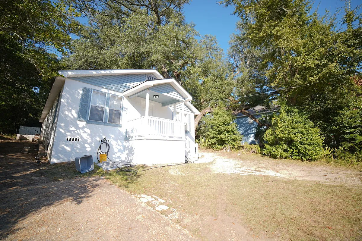 Building Photo - 1228 Alabama St