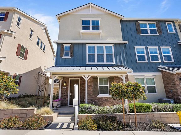 2nd image of 7093 Calistoga Ln