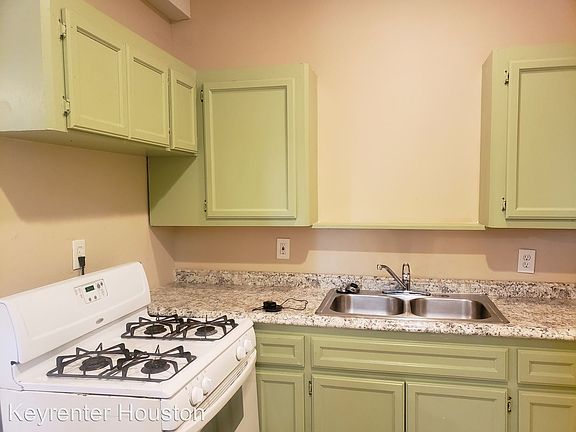2nd image of 12749 Greens Bayou St #A