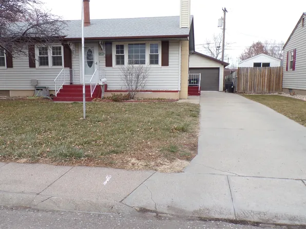 126 N Roselane, Columbus, NE 68601