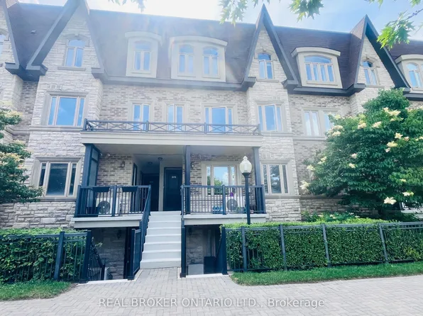 320 John St #214, Markham, ON L3T 0B1