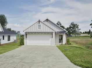 2006 Crossing Ct W, Valley, AL 36854
