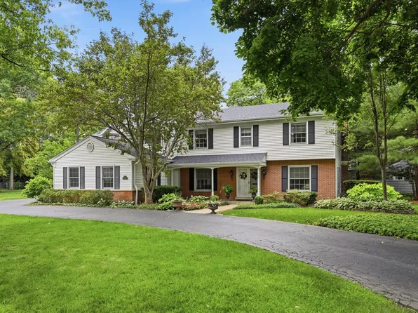 700 South Dr, Burr Ridge, IL 60527