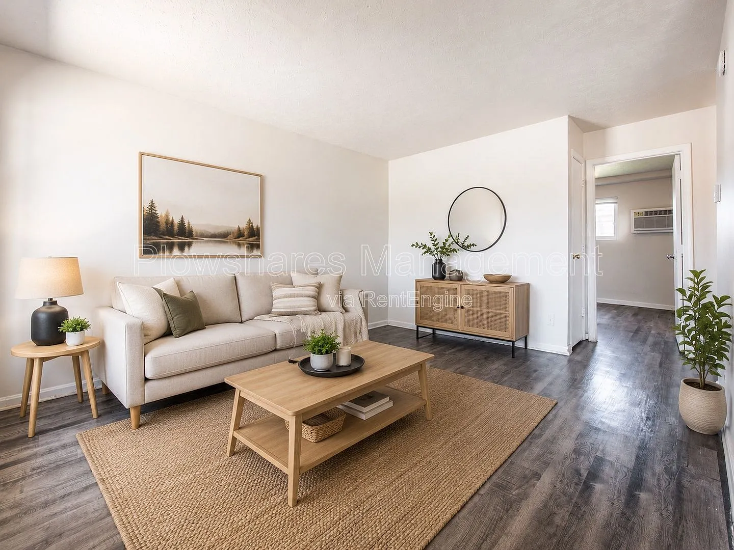 1 bed, 1.0 bath, 500 sqft, $899 — Photo 1