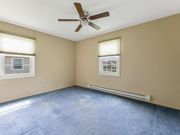 5th image of 36B Dag Hammarskjold Blvd #B