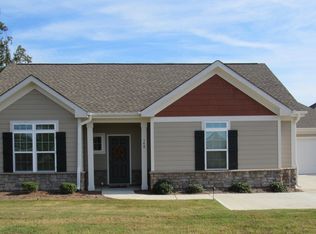 150 Nandina Ct, Fayetteville, NC 28311