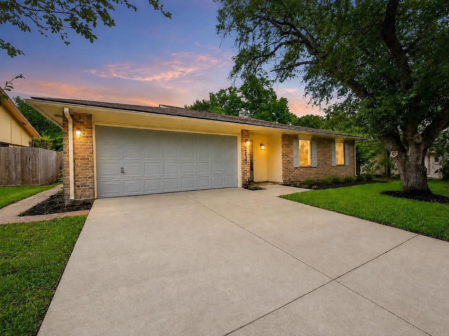 3 bed, 2.0 bath, 1395 sqft, $1,850 — Photo 1